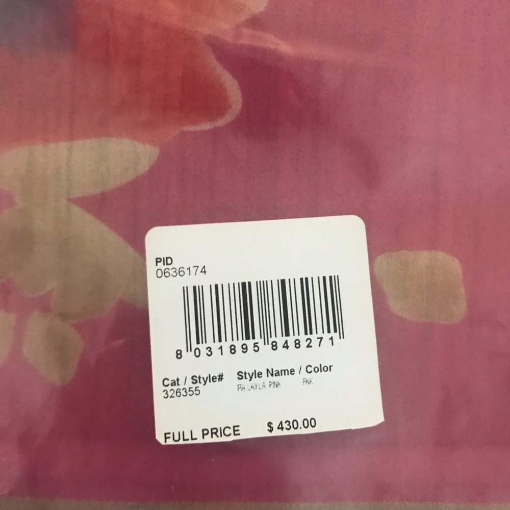 New Salvatore Ferragamo Silk Scarf 38 X 60 - Picture 3 of 7